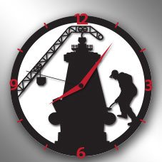 Фирменные настенные часы с логотипом